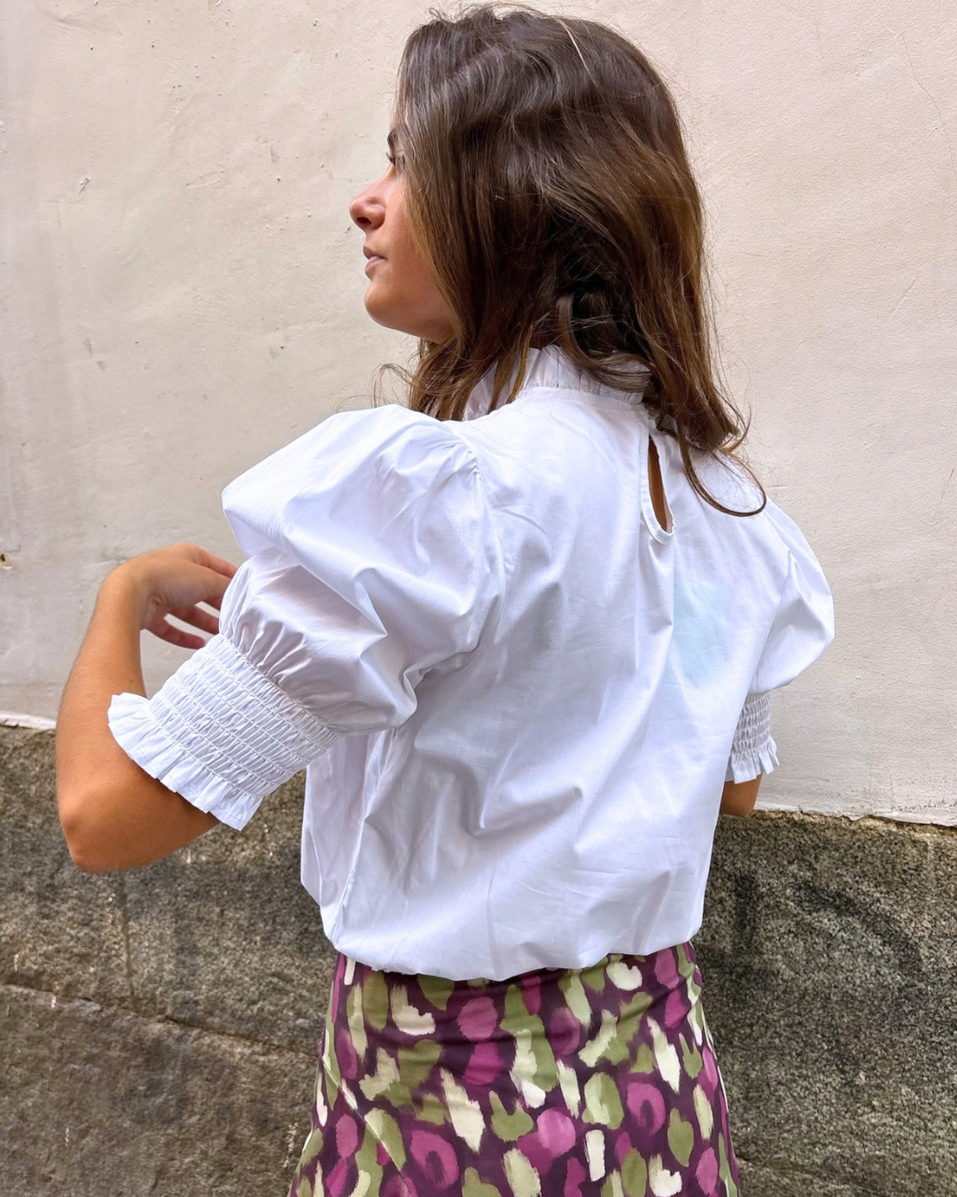 Blusa abullonada blanca
