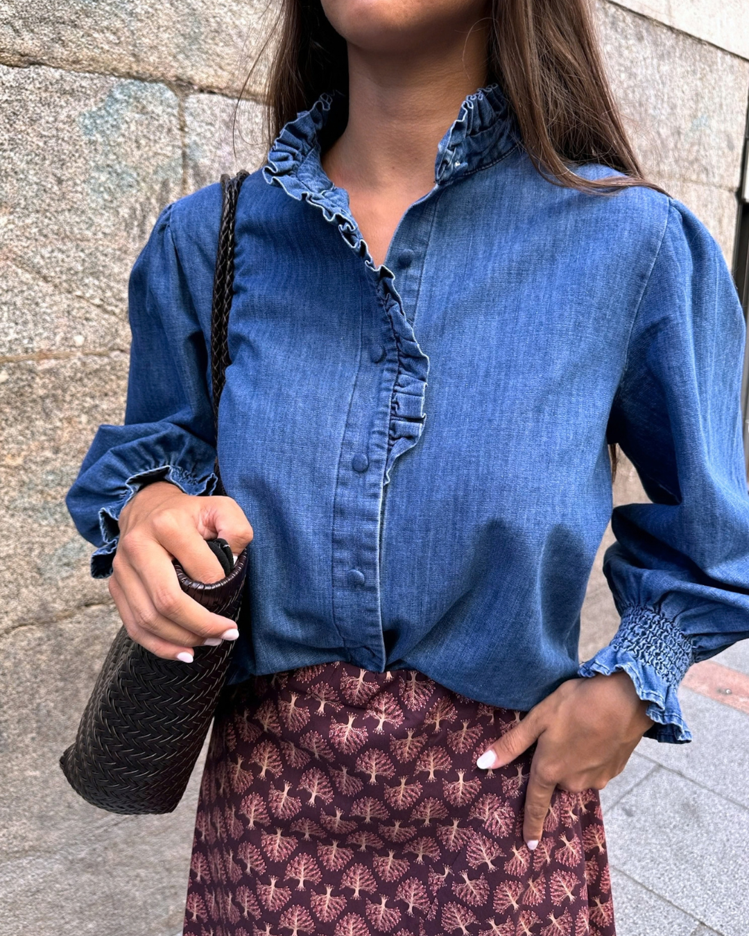 Verónica · Blusa vaquera abotonada
