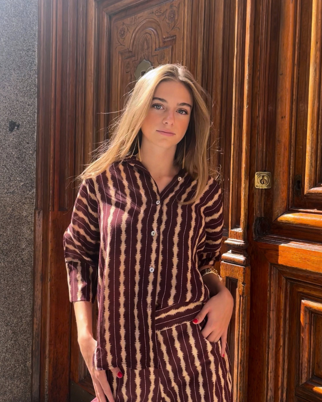 Camisa amplia de manga kimono burdeos