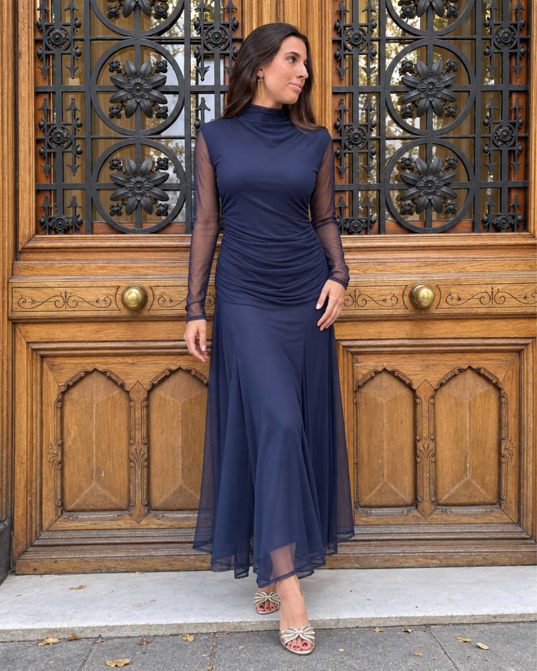 Vestido largo de cuello alto marino