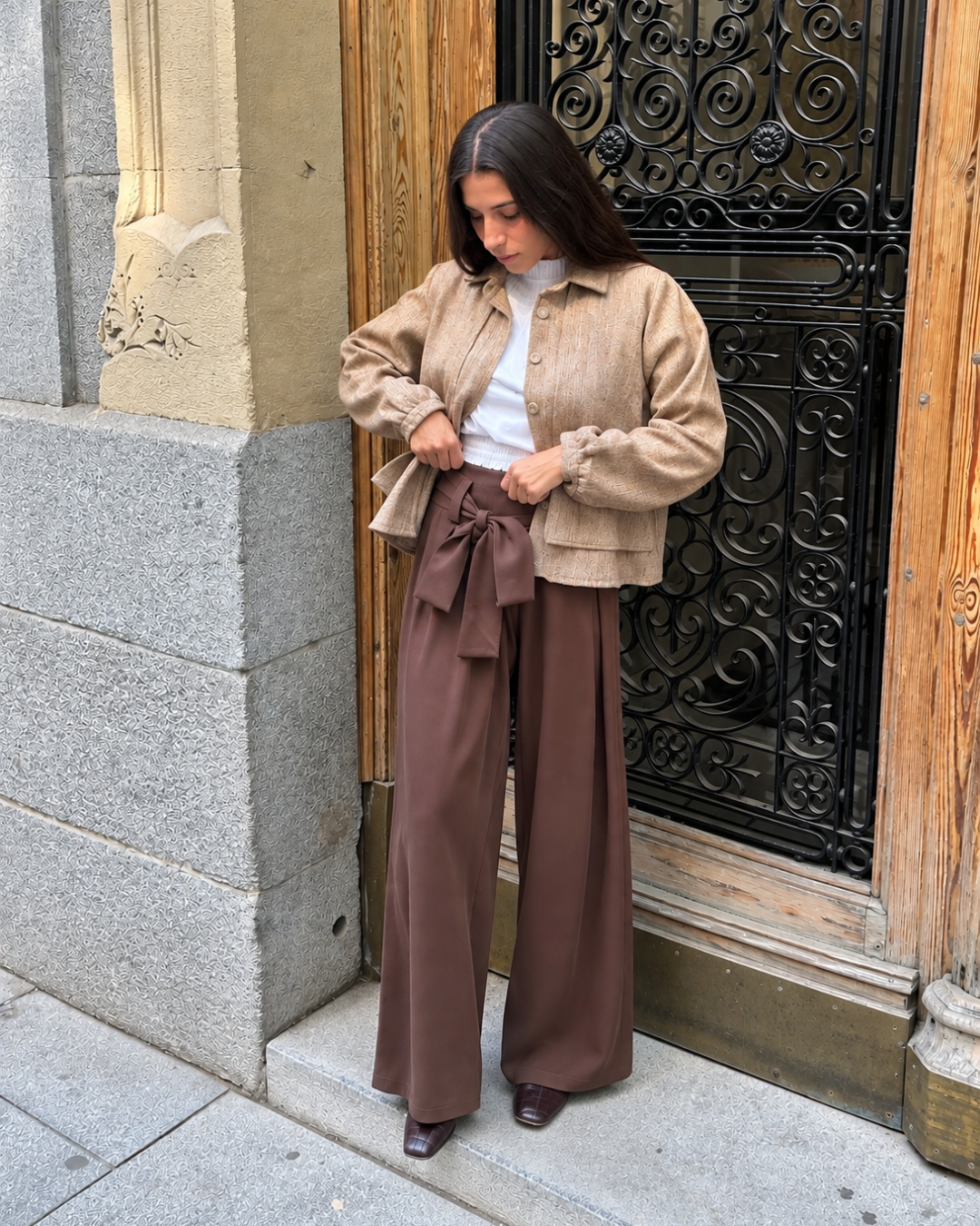Chaqueta corta de cuello sastre
