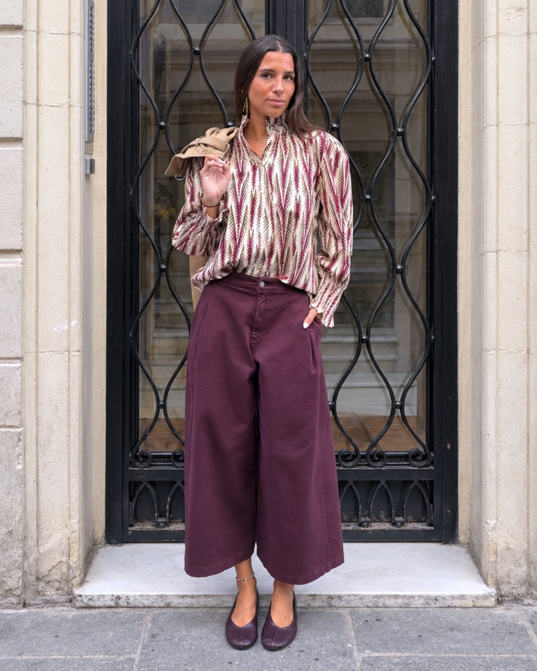 Pantalón tobillero berenjena