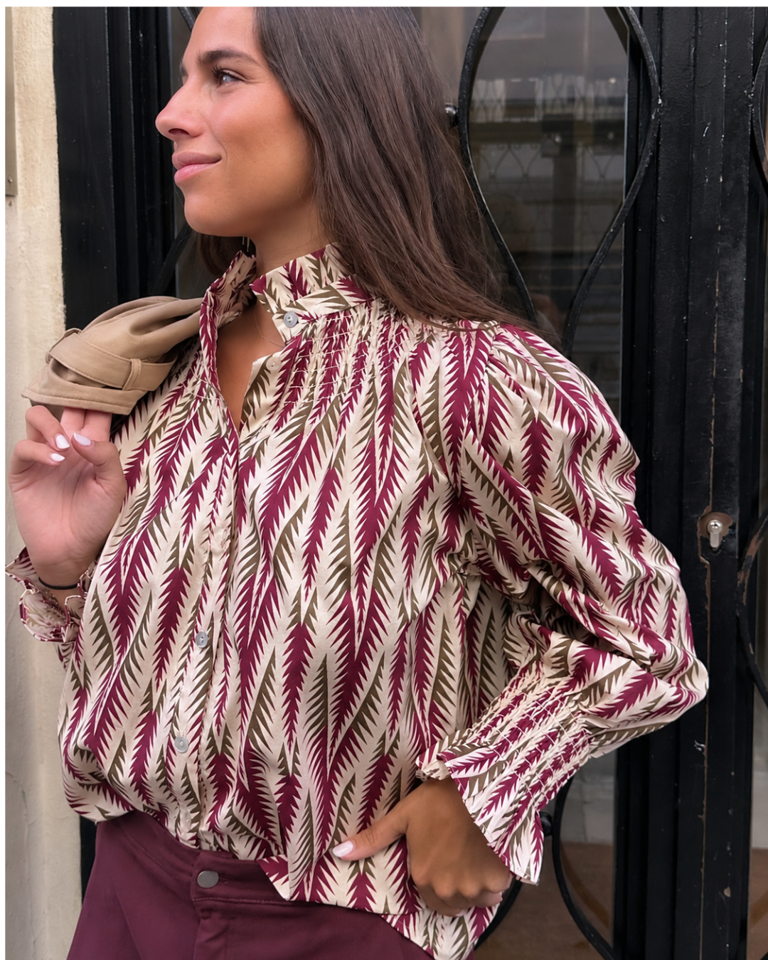 Blusa estampada holgada beige