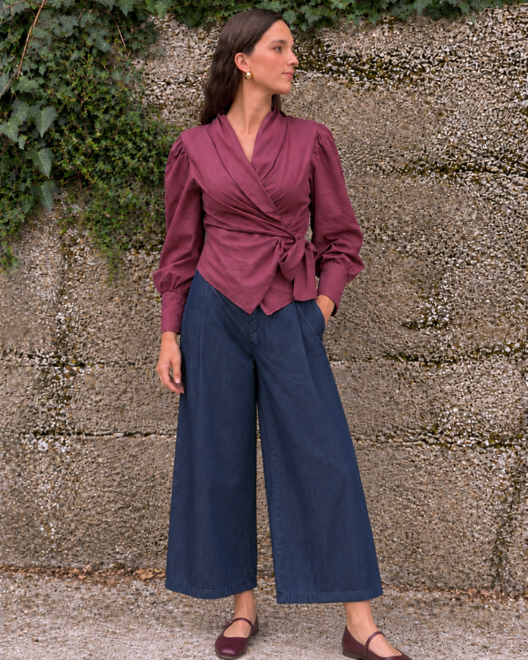 Blusa cruzada berenjena