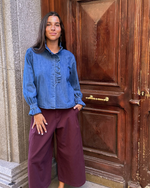Blusa vaquera de cuello ancho