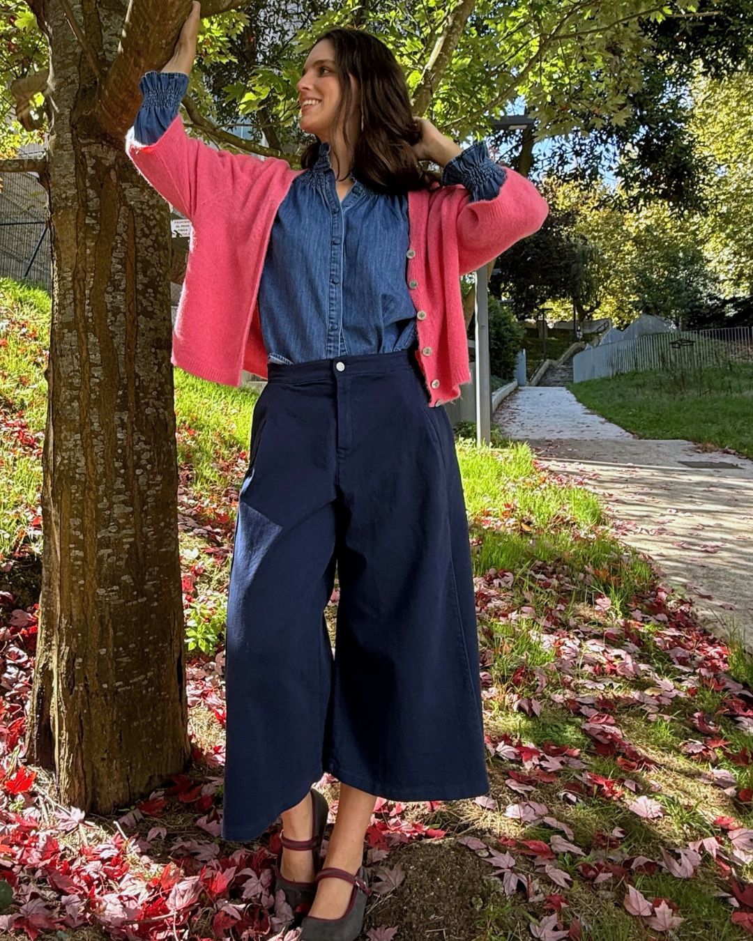 Pantalón tobillero azul