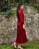 Vestido largo satinado burdeos