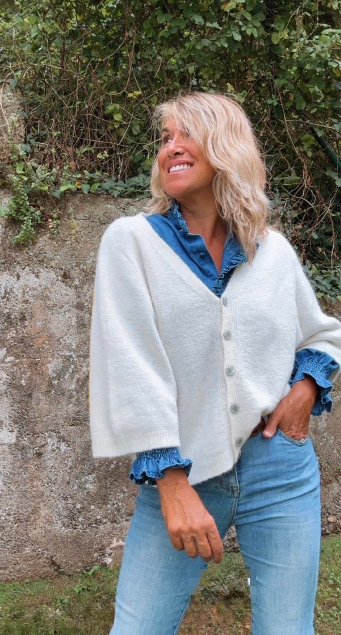 Carlota · Chaqueta de punto crema