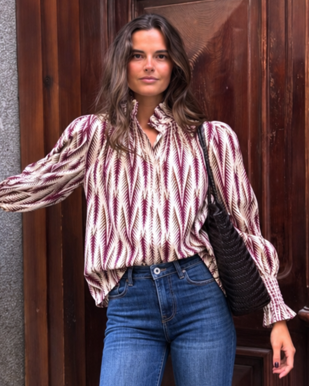 Silvia · Blusa estampada holgada beige
