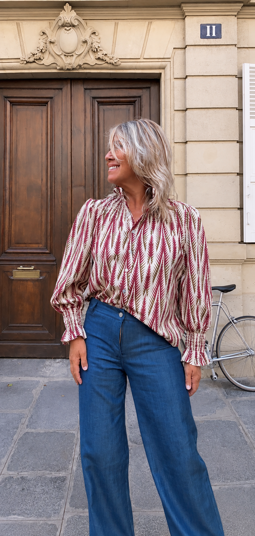Blusa estampada holgada beige