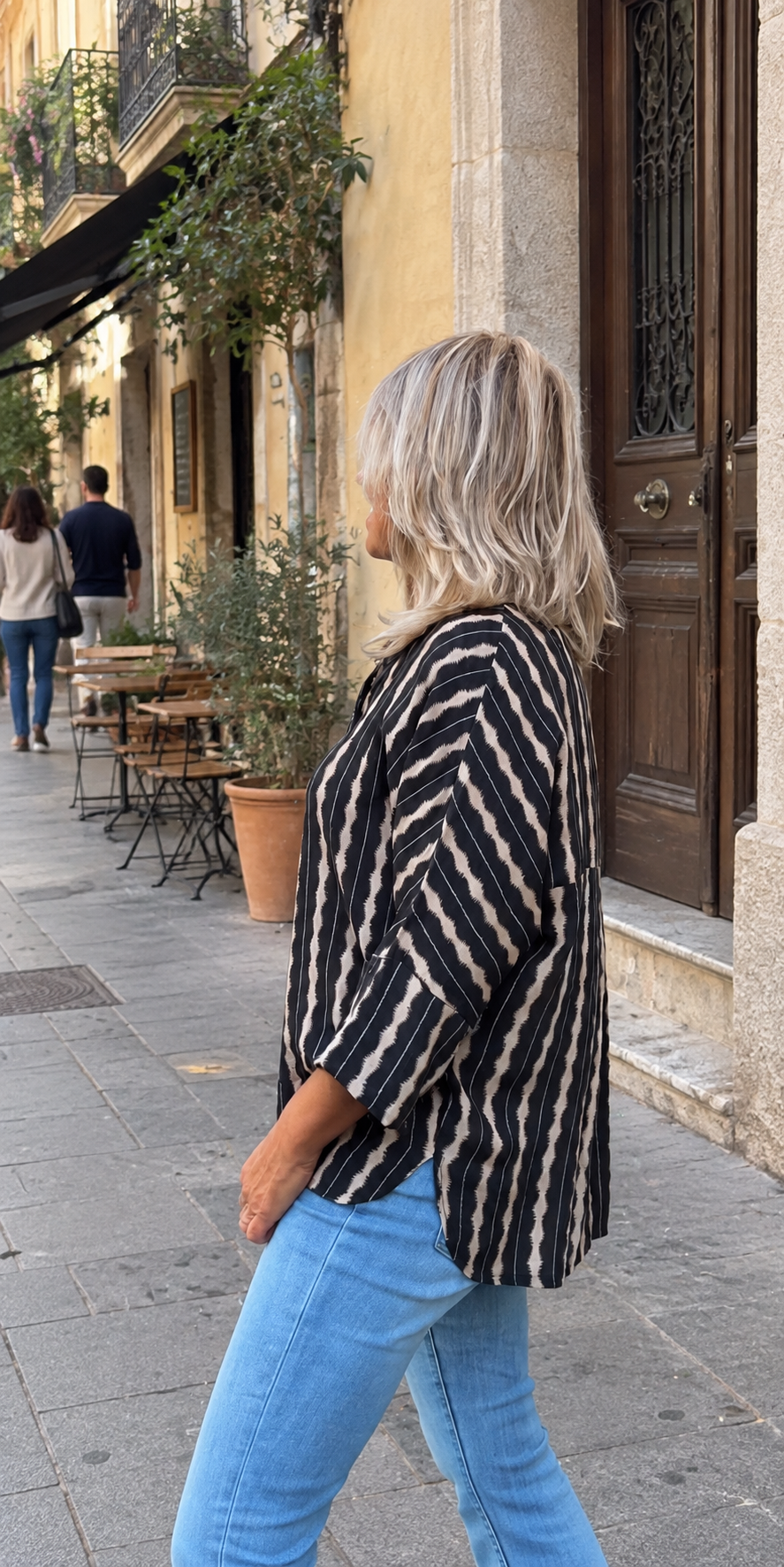 Camisa amplia de manga kimono negra