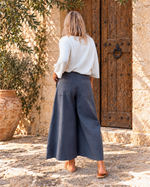 Pantalón tobillero gris
