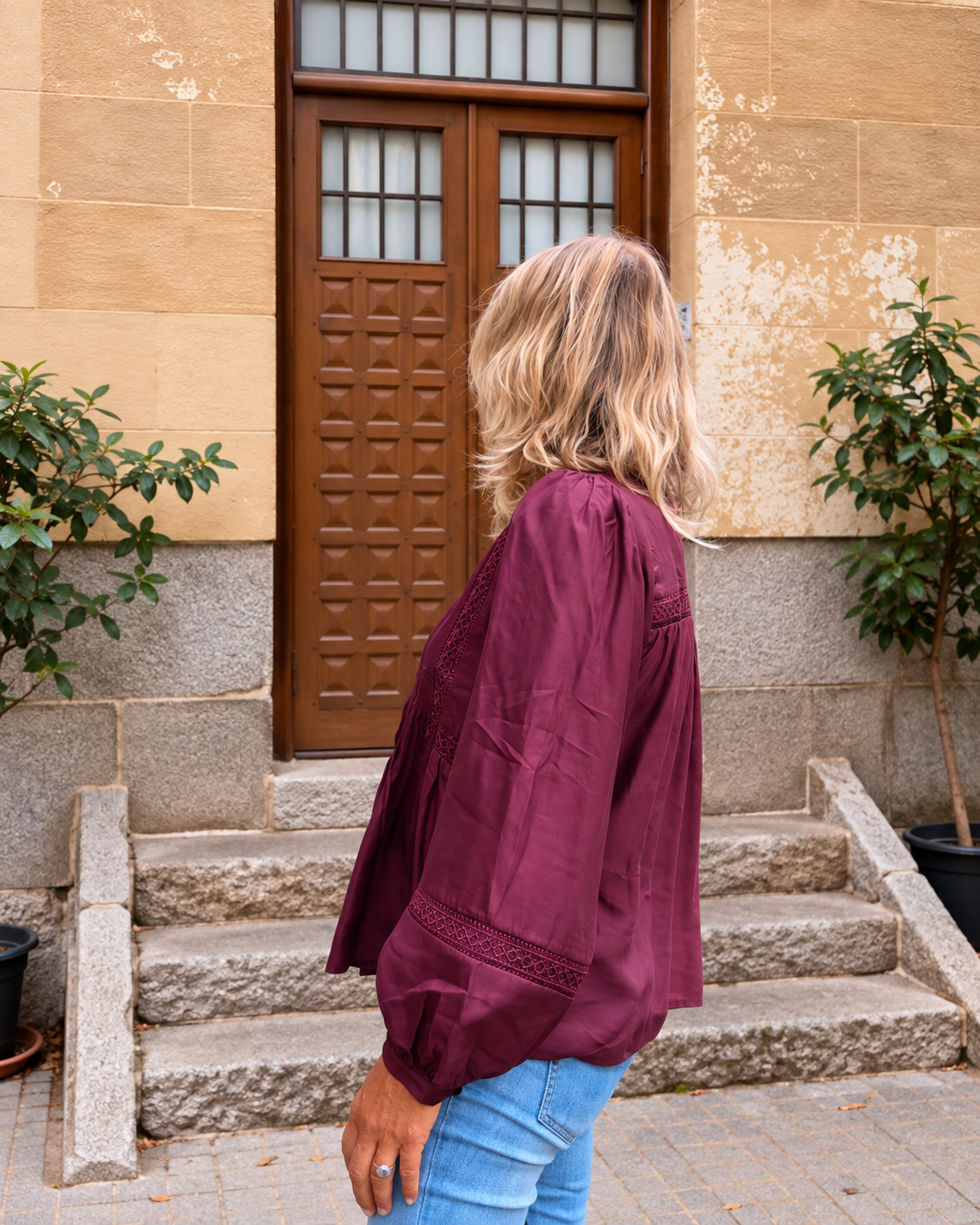 Camisa corta con tablas burdeos