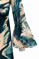 Vestido largo estampado azul
