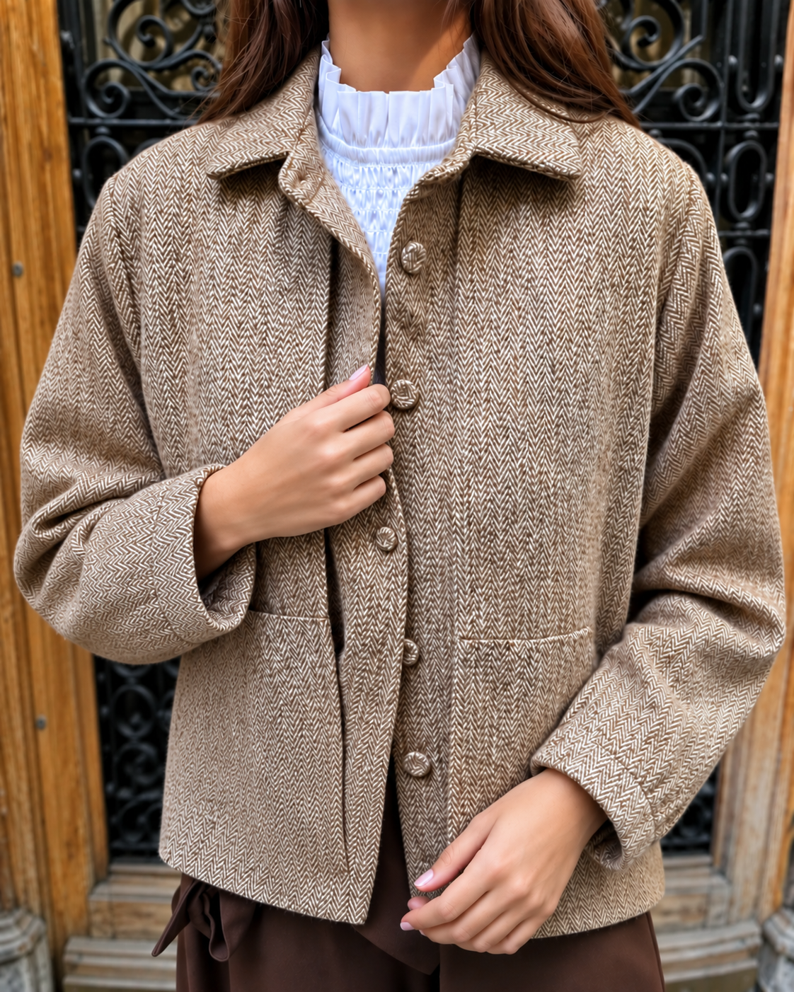 Chaqueta corta de cuello sastre