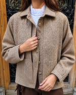 Chaqueta corta de cuello sastre