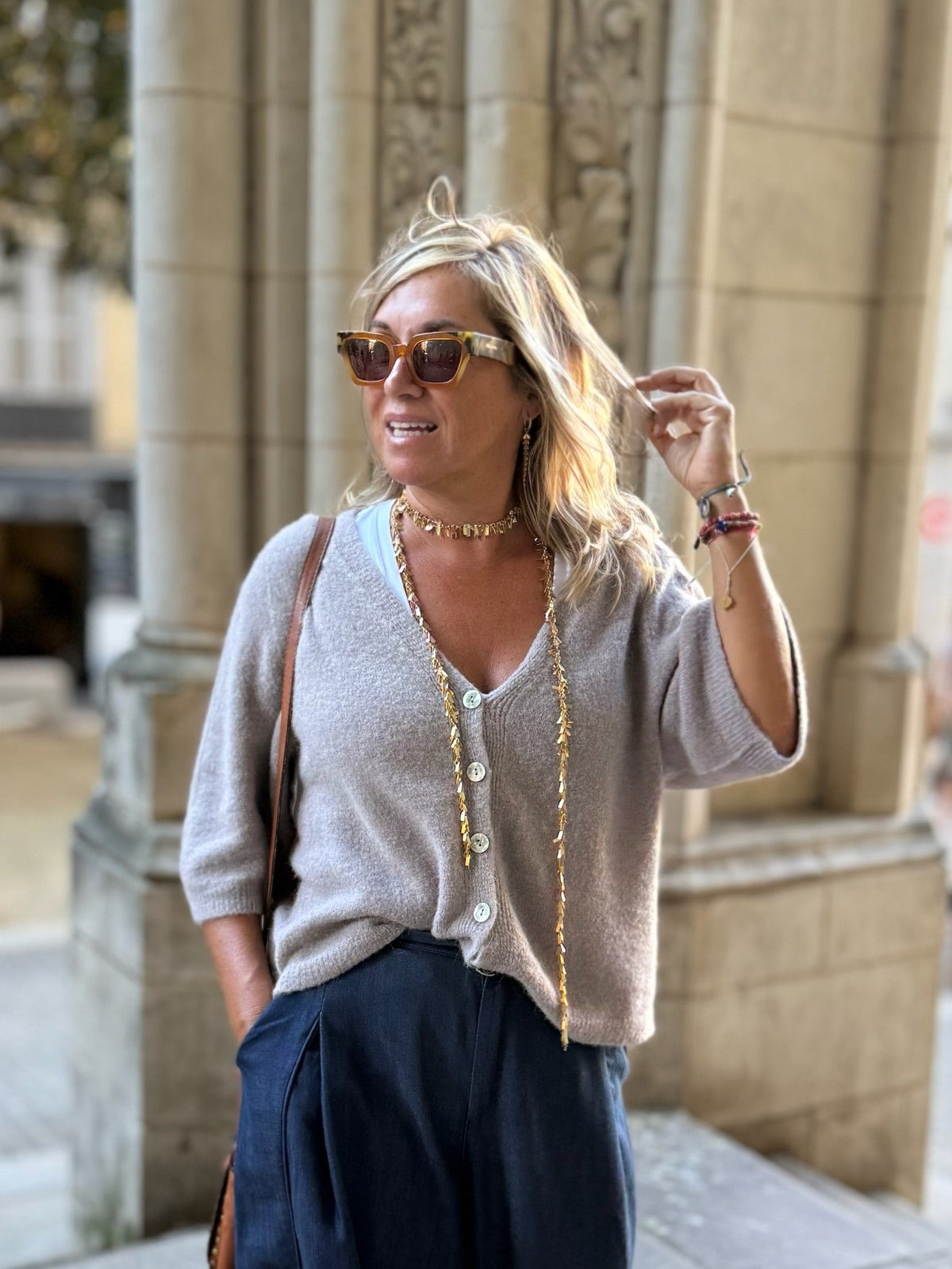 Carlota · Chaqueta de punto topo