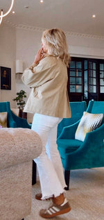 Gabardina corta camel