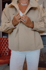 Gabardina corta camel