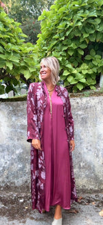 Kimono midi estampado burdeos