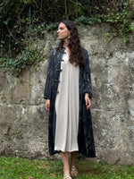 Vestido caftán midi beige