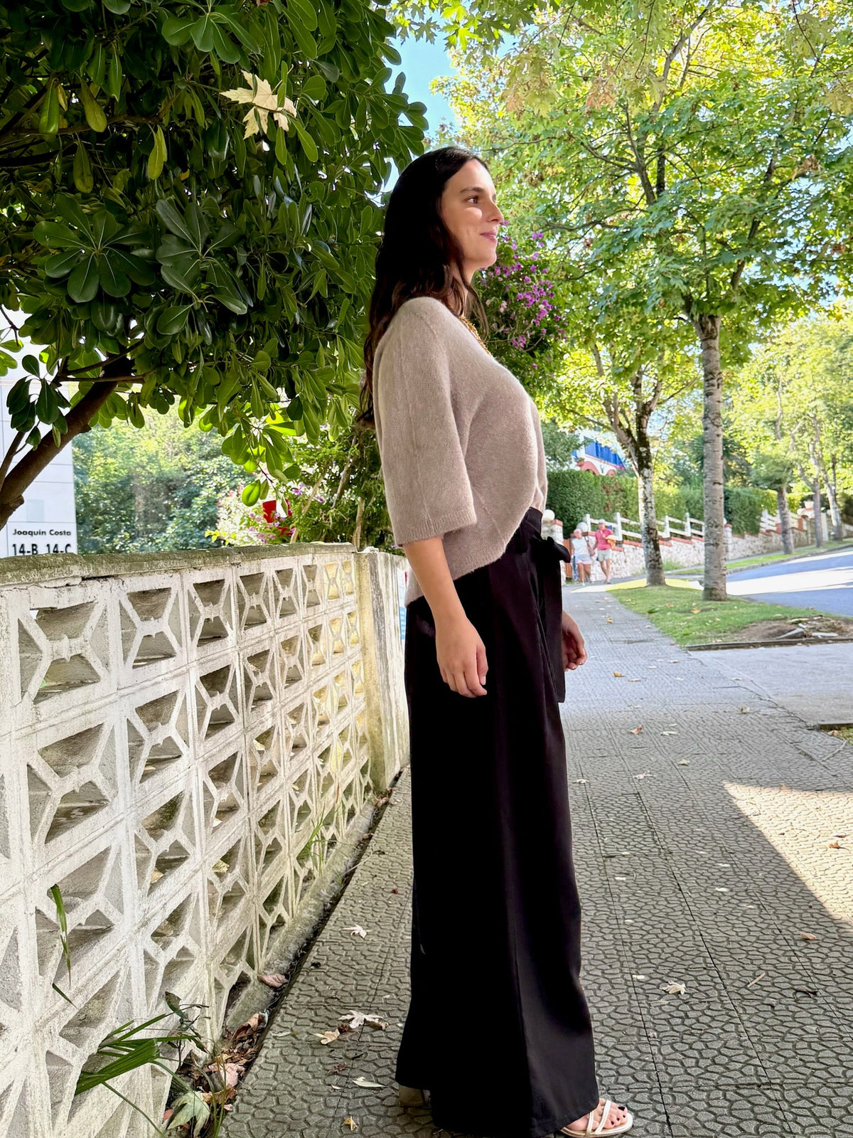 Pantalón de pernera ancha negro