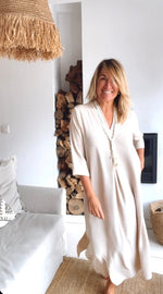 Vestido caftán midi beige