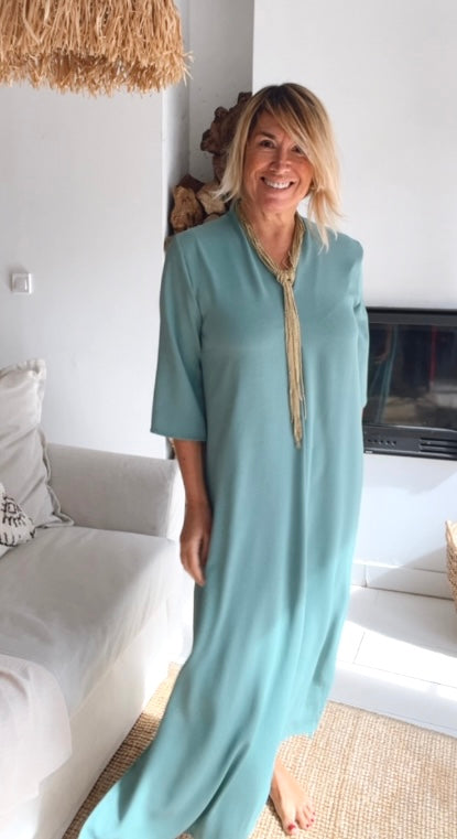 Vestido caftán midi verde agua