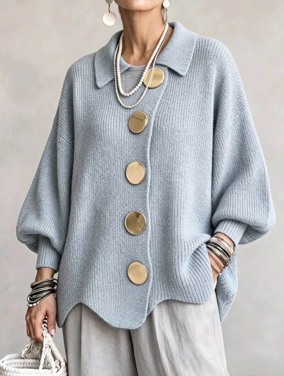 Cárdigan oversize con botones metálicos