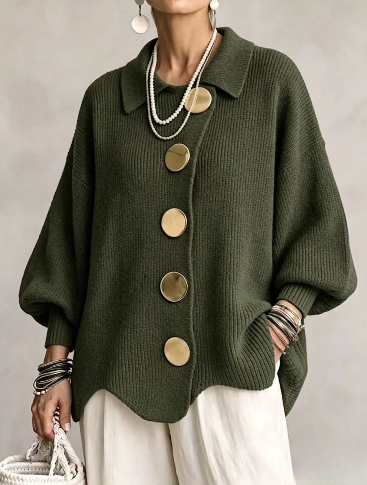 Cárdigan oversize con botones metálicos
