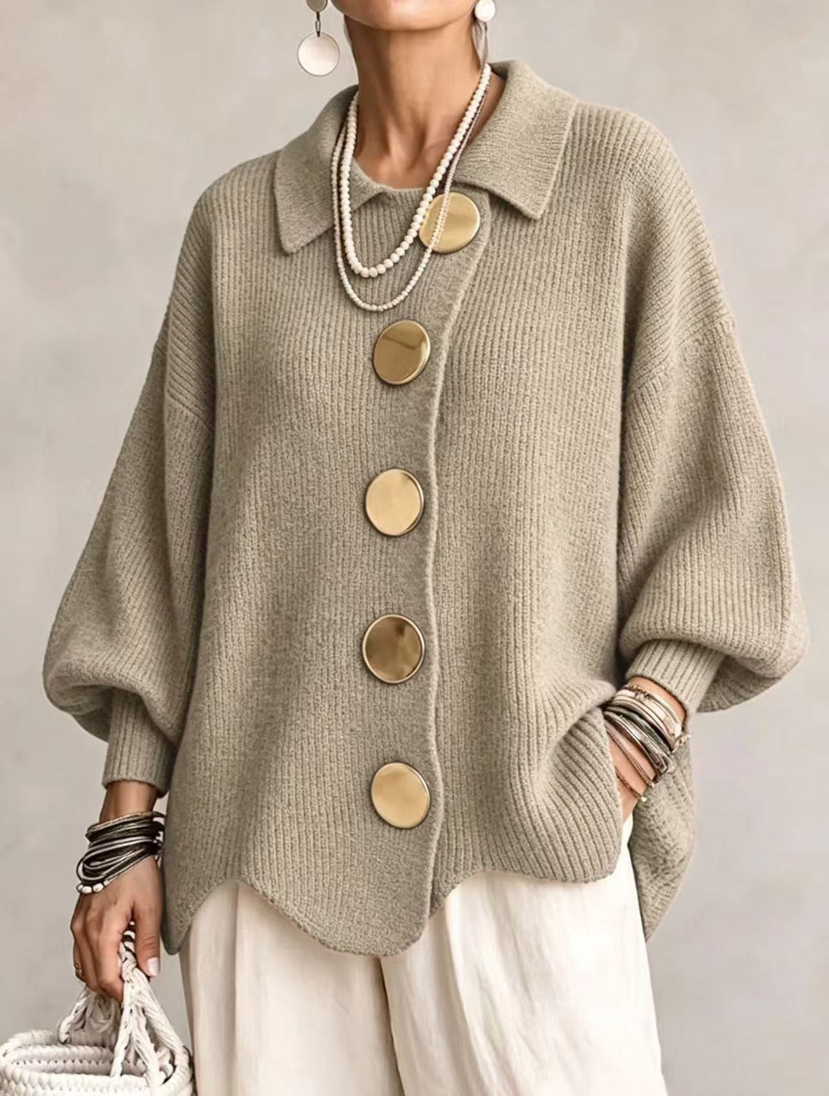 Cárdigan oversize con botones metálicos