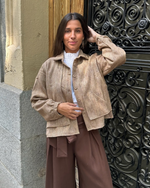 Chaqueta corta de cuello sastre