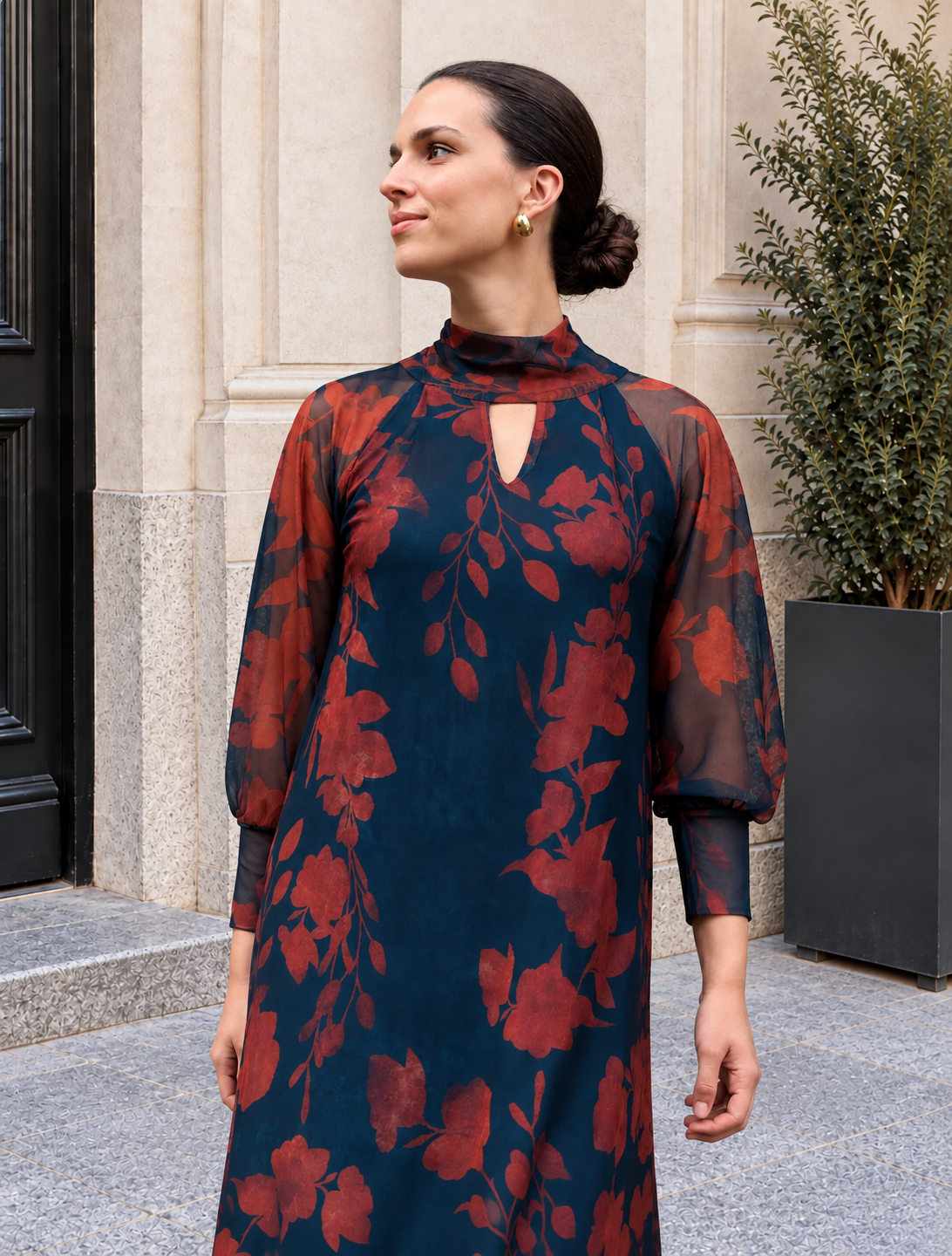 Abril · Vestido largo verde petróleo