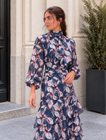 Vestido midi floral azul