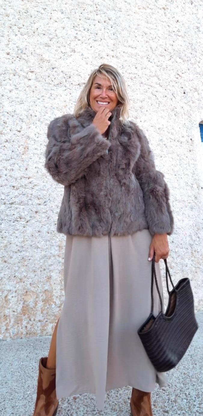 Vestido caftán midi taupe
