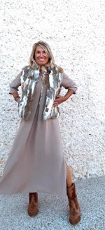 Vestido caftán midi taupe