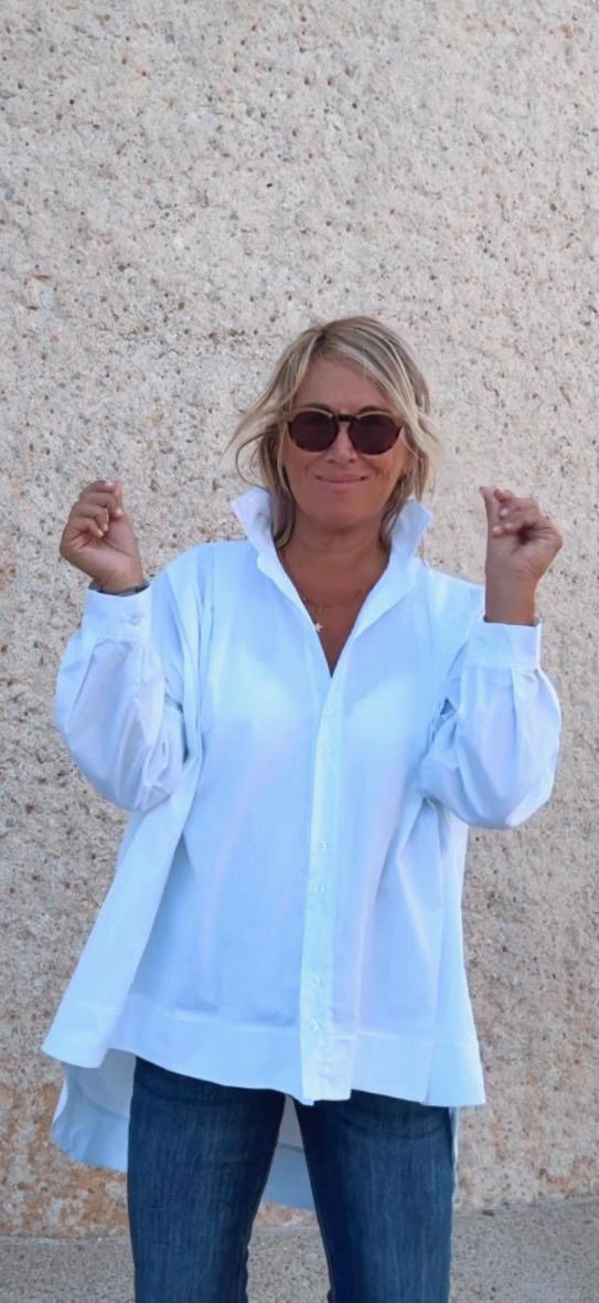 Camisa oversize asimétrica blanca