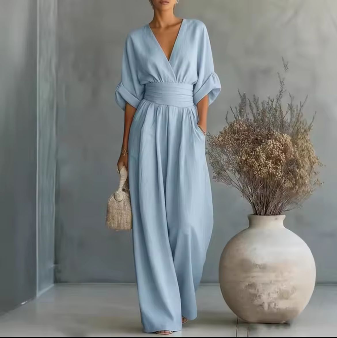 Mono elegante de pernera ancha