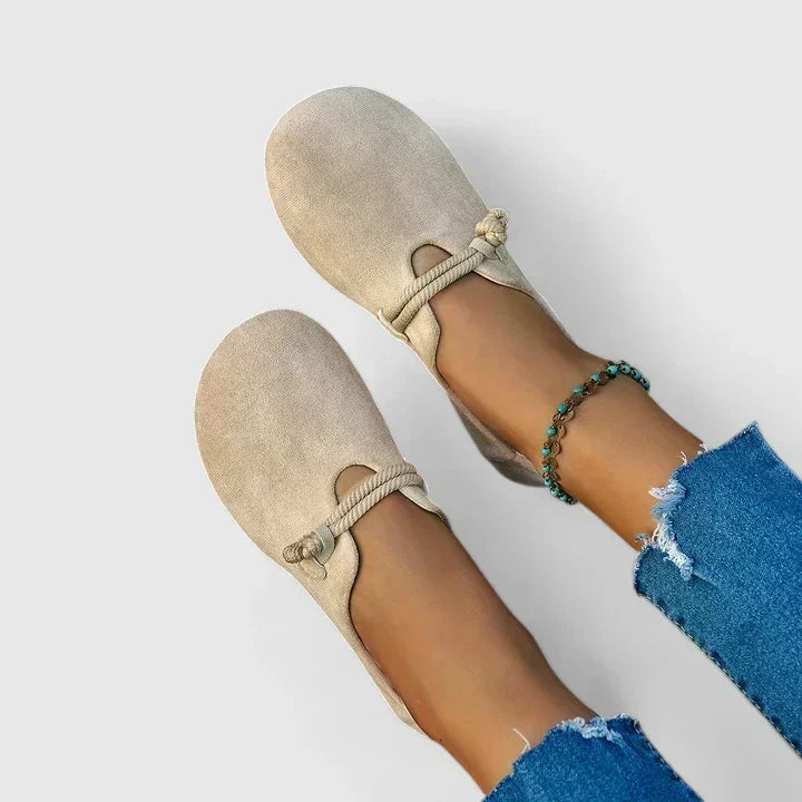 Mocasines elegantes beige o negro